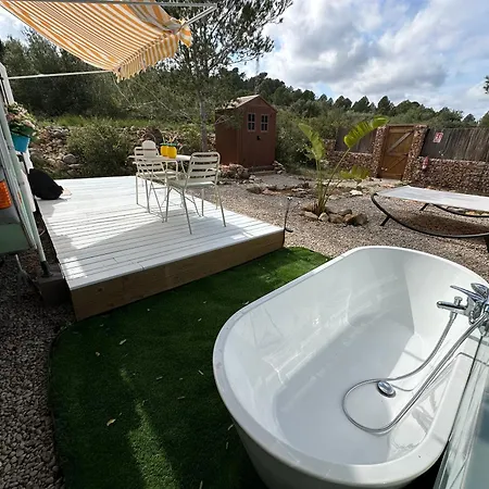 Caravan By Noches De Calig Camping *