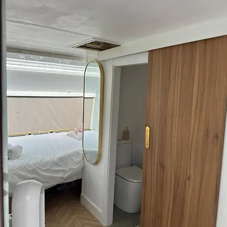 Caravan By Noches De Calig Camping